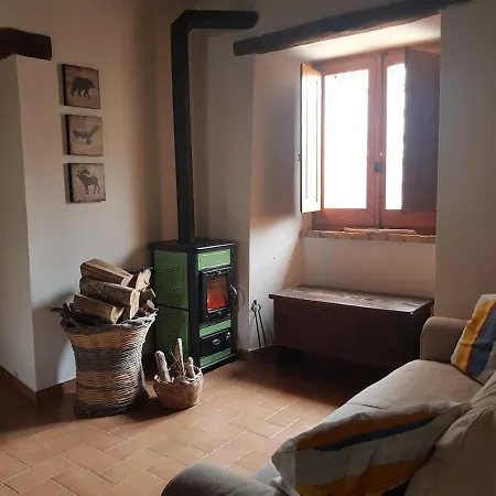 Ferienhaus La Vecchia Falegnameria Del Borgo