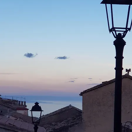 La Vecchia Falegnameria Del Borgo * Santa Caterina dello Ionio